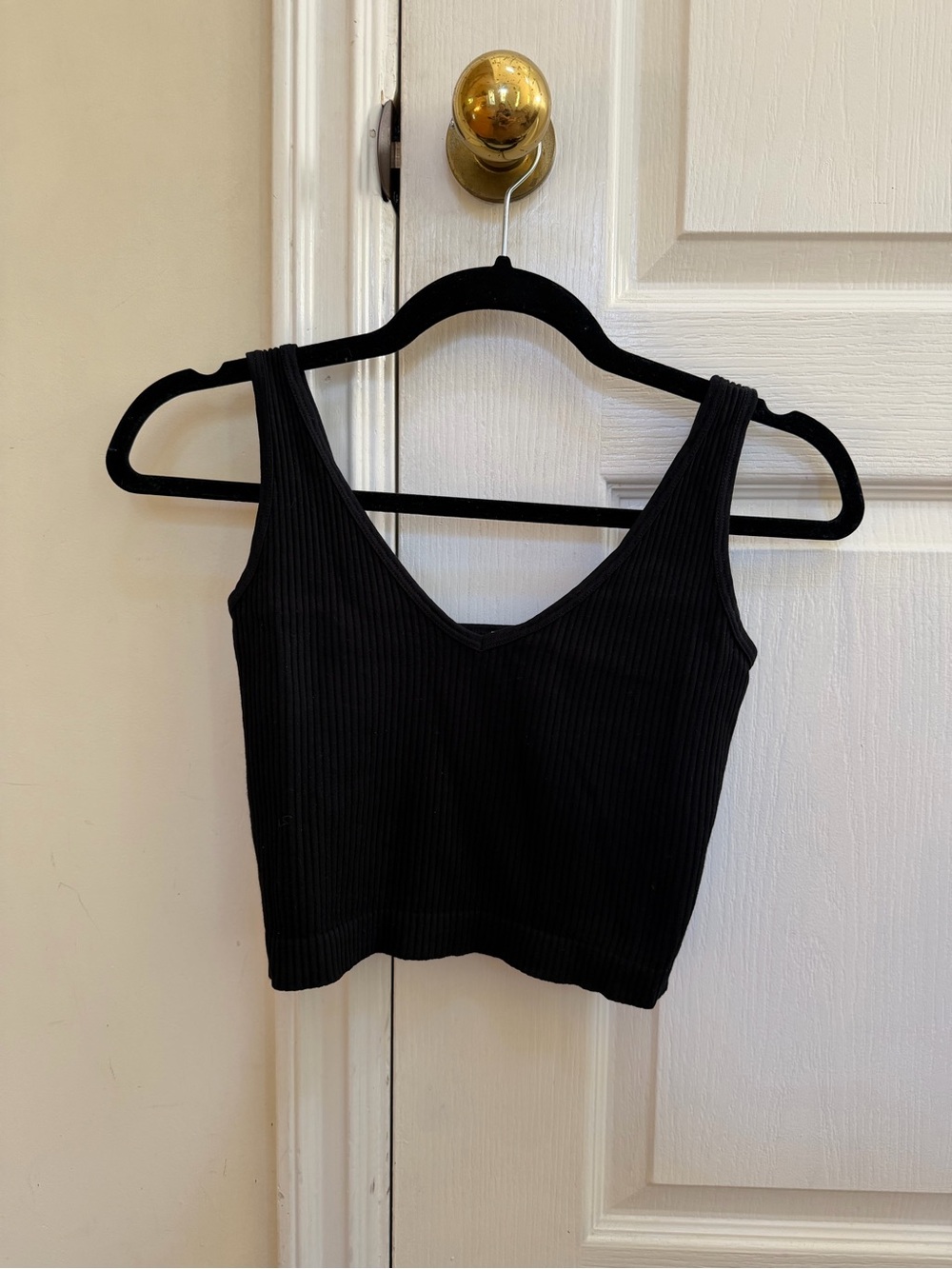 Women’s Black Ribbed V‑Neck Crop Tank